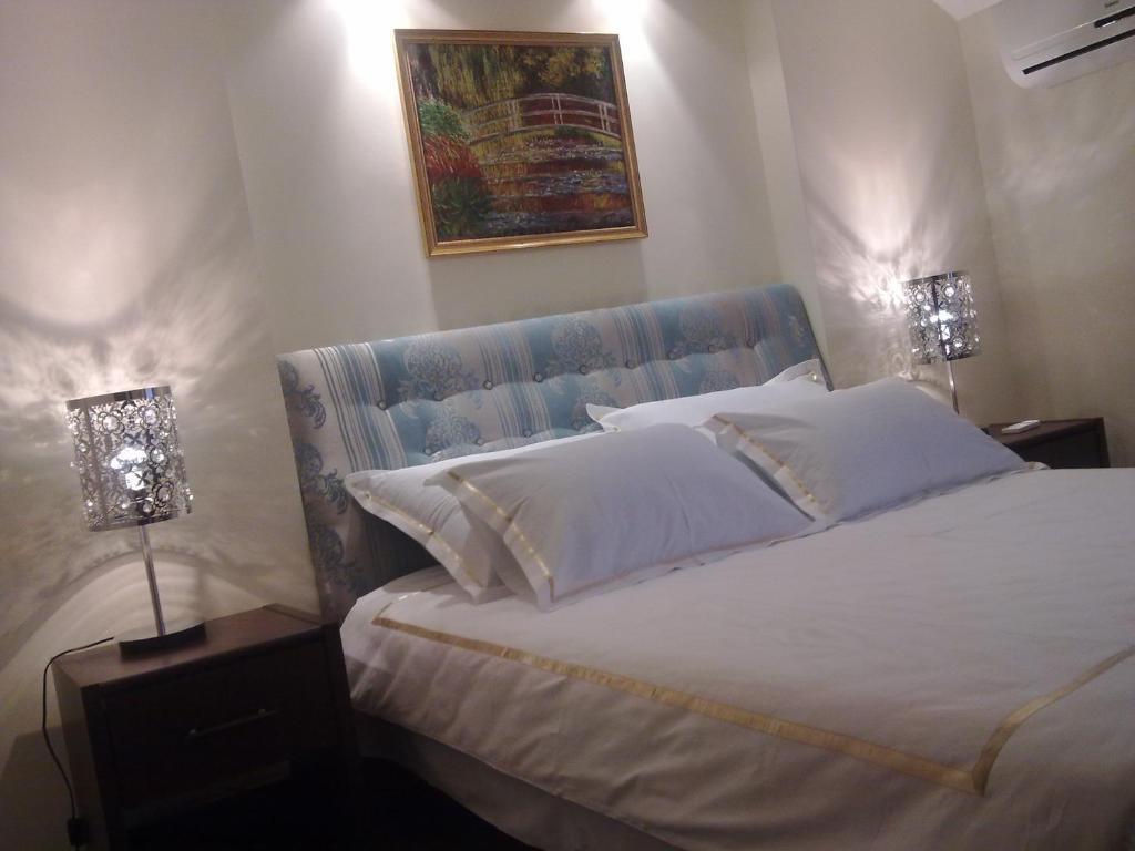 Vila Apolo Belgrade Bilik gambar