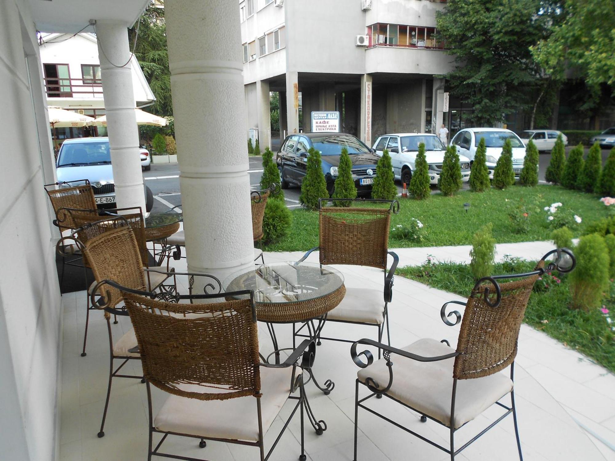 Vila Apolo Belgrade Luaran gambar